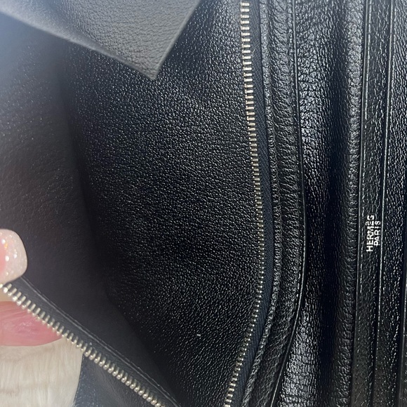 HERMES BEARN VEAU SWIFT LEATHER LONG BIFOLD WALLET IN BLACK - Picture 6 of 16